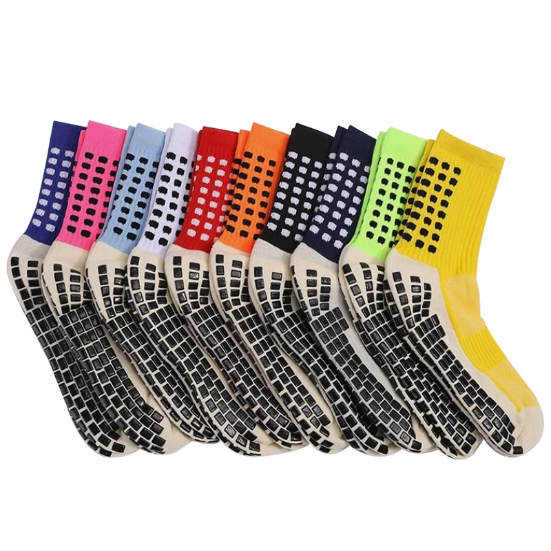 Helle, rutschfeste Fußballsocken aus Jacquard