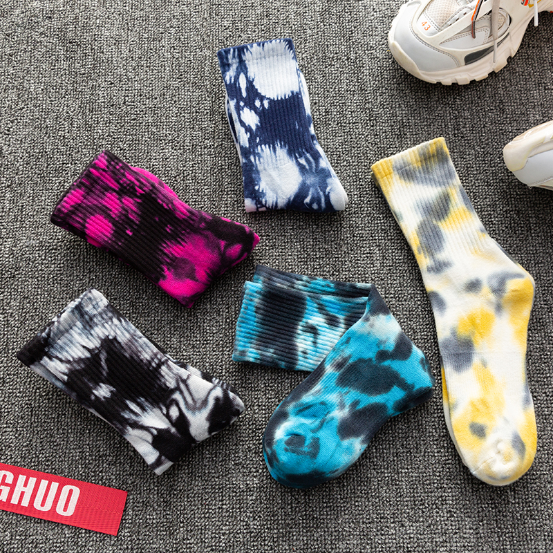 Batik-Sportsocken aus Baumwolle bis zur Mitte der Wade