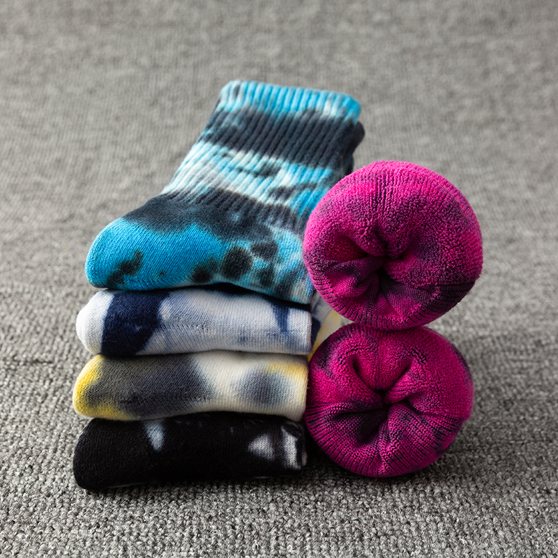 Batik-Sportsocken aus Baumwolle bis zur Mitte der Wade