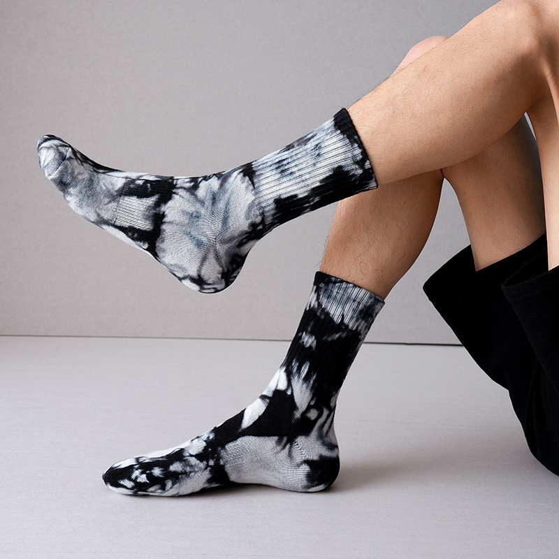 Batik-Sportsocken aus Baumwolle bis zur Mitte der Wade
