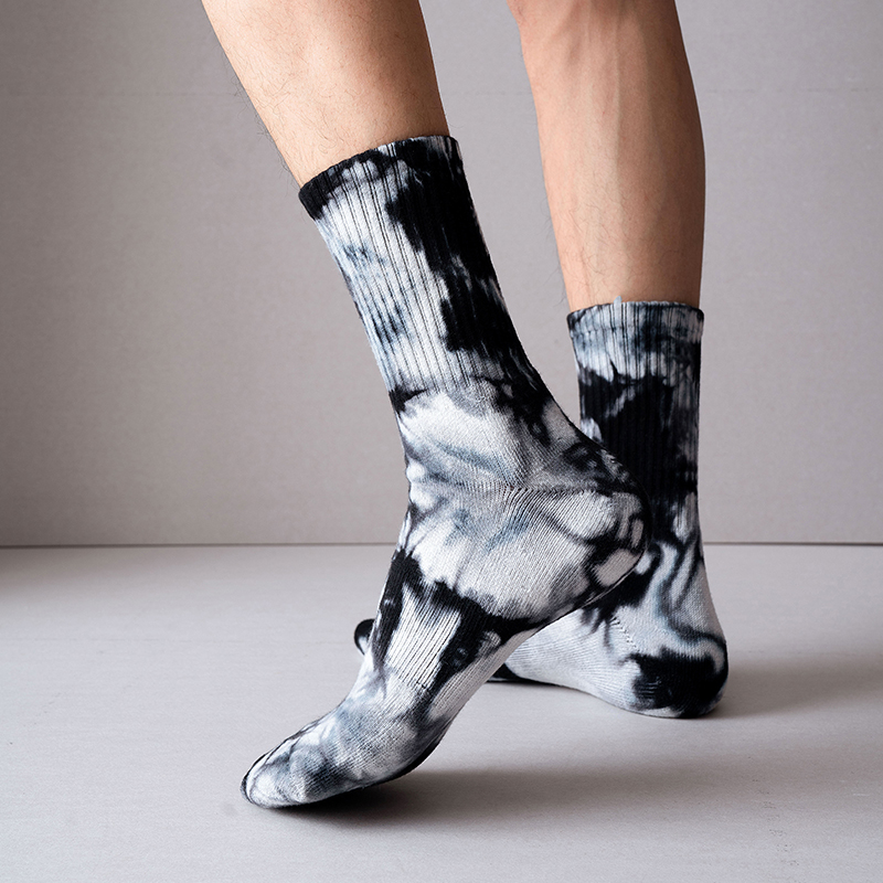 Batik-Sportsocken aus Baumwolle bis zur Mitte der Wade