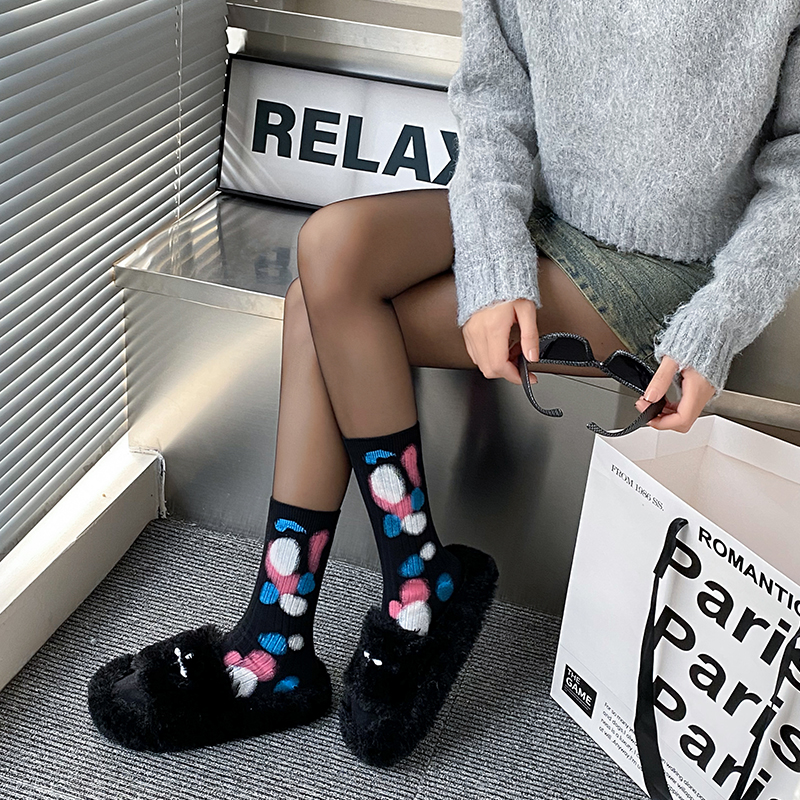 Batik-gepunktete Socken