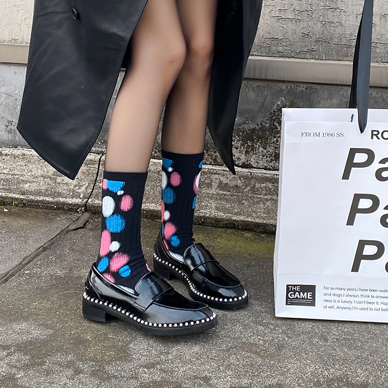 Batik-gepunktete Socken