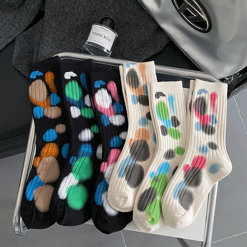 Batik-gepunktete Socken