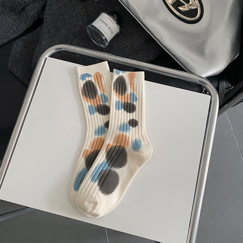 Batik-gepunktete Socken