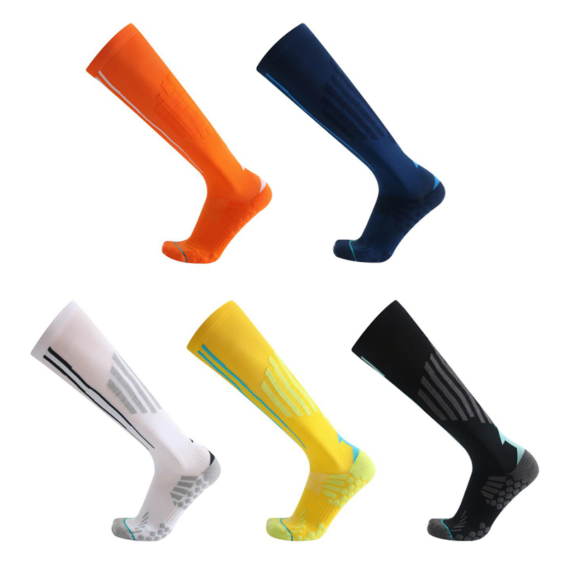 Atmungsaktive, schnell trocknende Fußballsocken